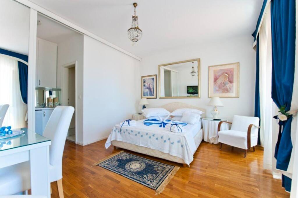 Blue Studio Apartment Next To The Beach Dubrovnik Eksteriør bilde